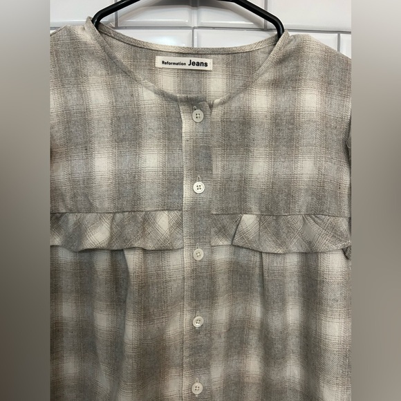 Reformation Long-sleeve shirt/ buttons Size XS - Picture 2 of 9